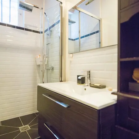 アパート Joli 2 Pieces Avec 1 Chambre#paris 17 #batignolles
